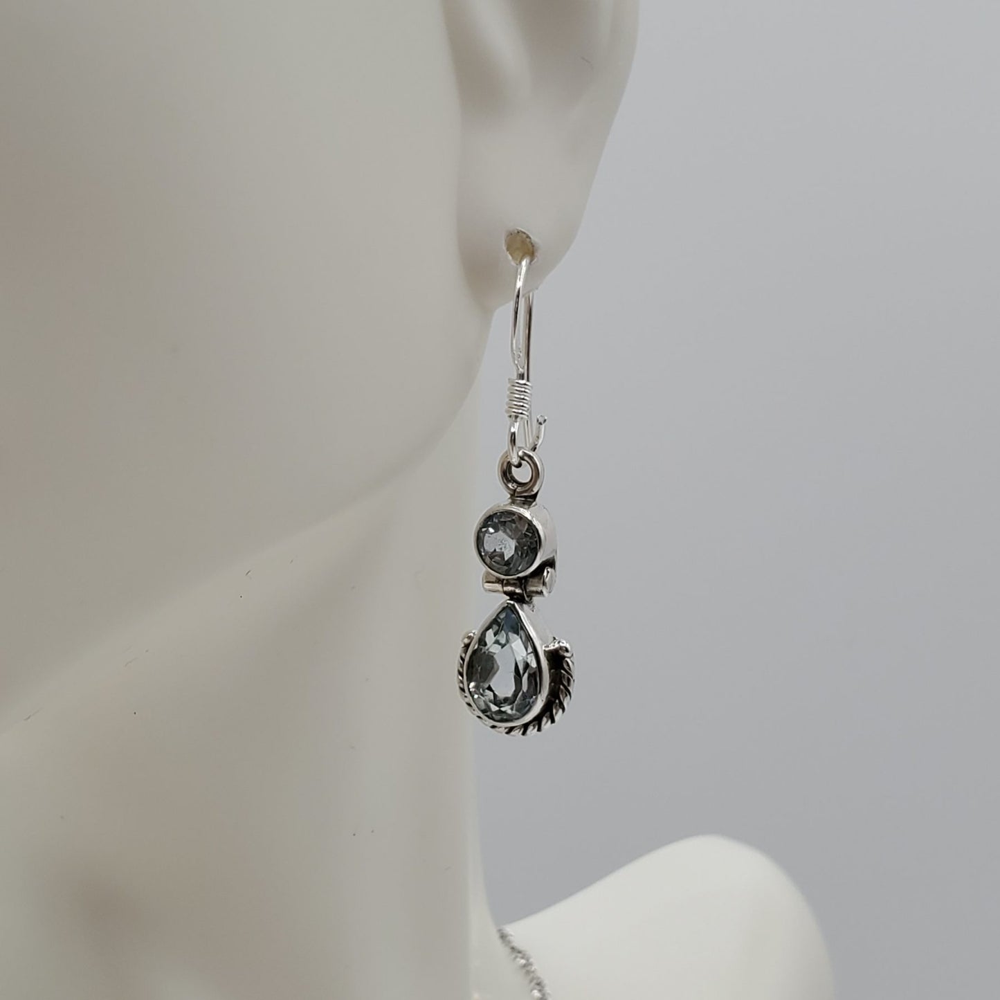 Sterling Silver Blue Topaz pendant and earrings gift set