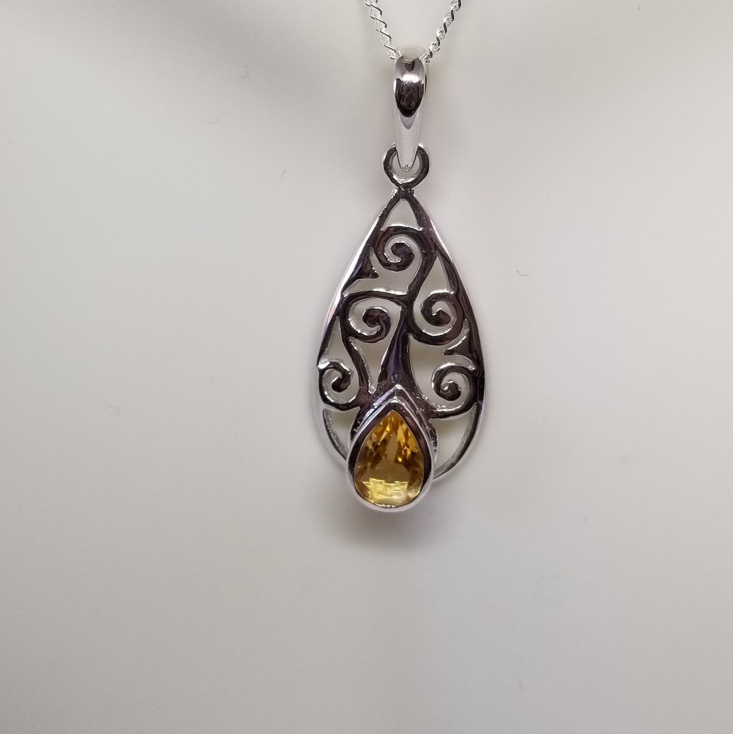 Honey Topaz pendant with matching earrings set