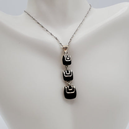 Sterling Silver Black Onyx Pendant and Earrings Gift Set.