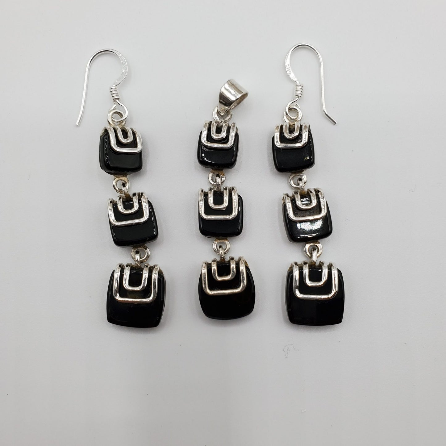 Sterling Silver Black Onyx Pendant and Earrings Gift Set.