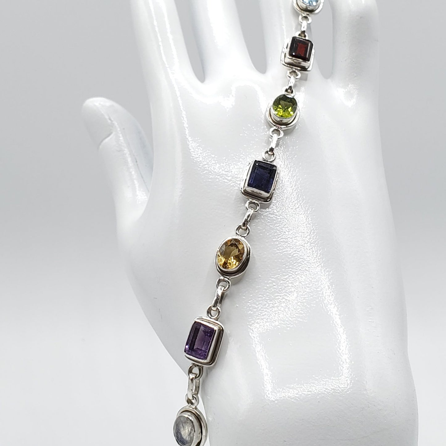 Blue Topaz, Garnet, Peridot, Iolite, Citrine, Labradorite, Amethyst, and Moonstone Bracelet