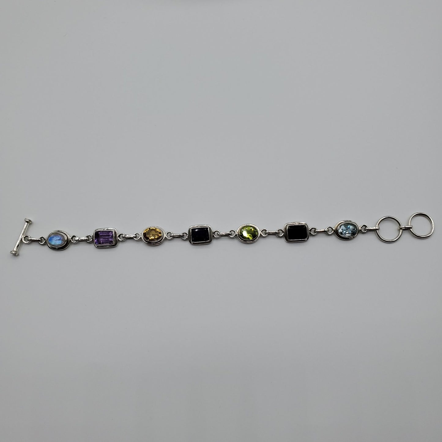 Blue Topaz, Garnet, Peridot, Iolite, Citrine, Labradorite, Amethyst, and Moonstone Bracelet