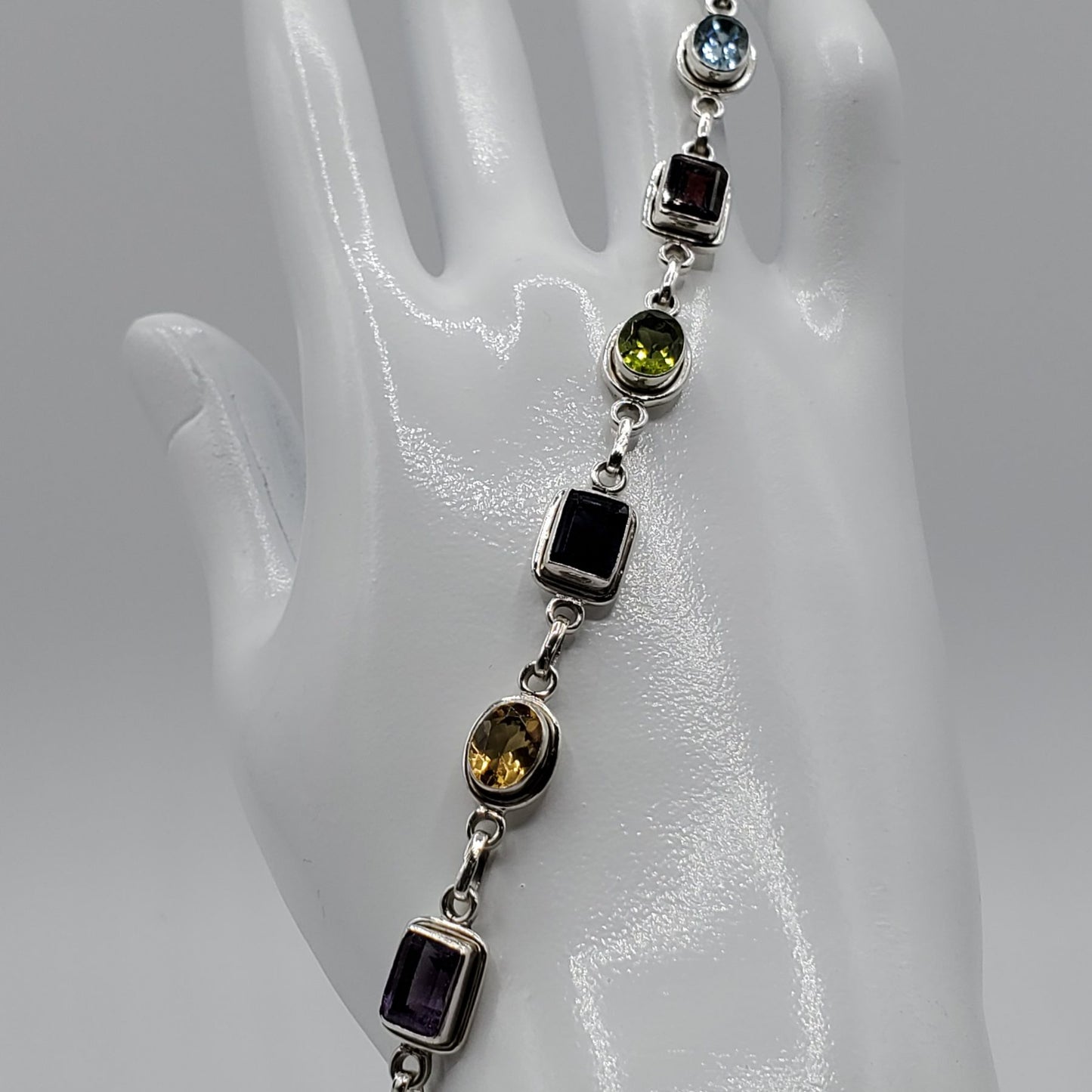 Blue Topaz, Garnet, Peridot, Iolite, Citrine, Labradorite, Amethyst, and Moonstone Bracelet