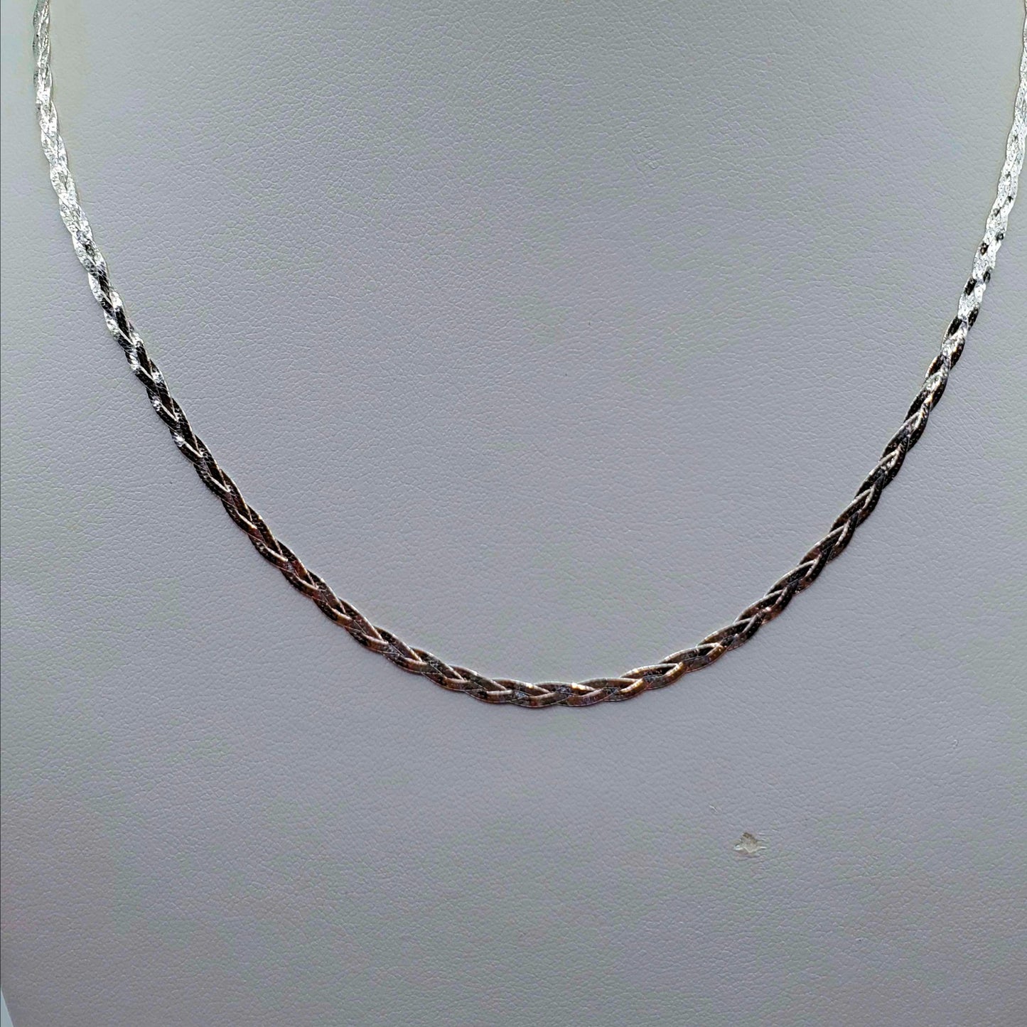 Sterling Silver Twist Chain 18"