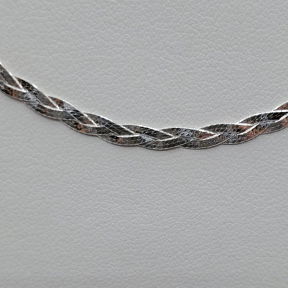 Sterling Silver Twist Chain 18"