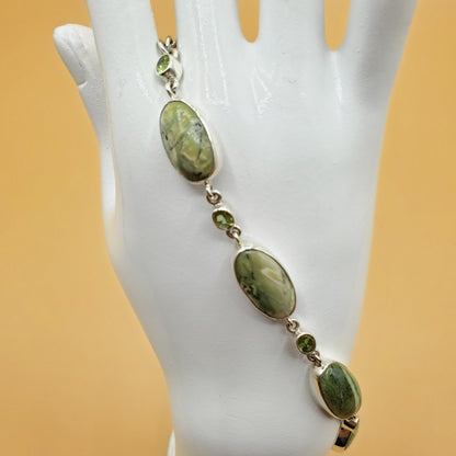 Green Seraphinite necklace, bracelet, and earring gift set.