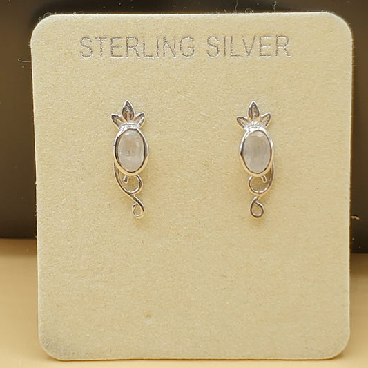 Delicate Moonstone earring