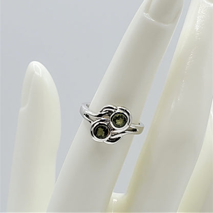 Peridot Size 6 stackable ring