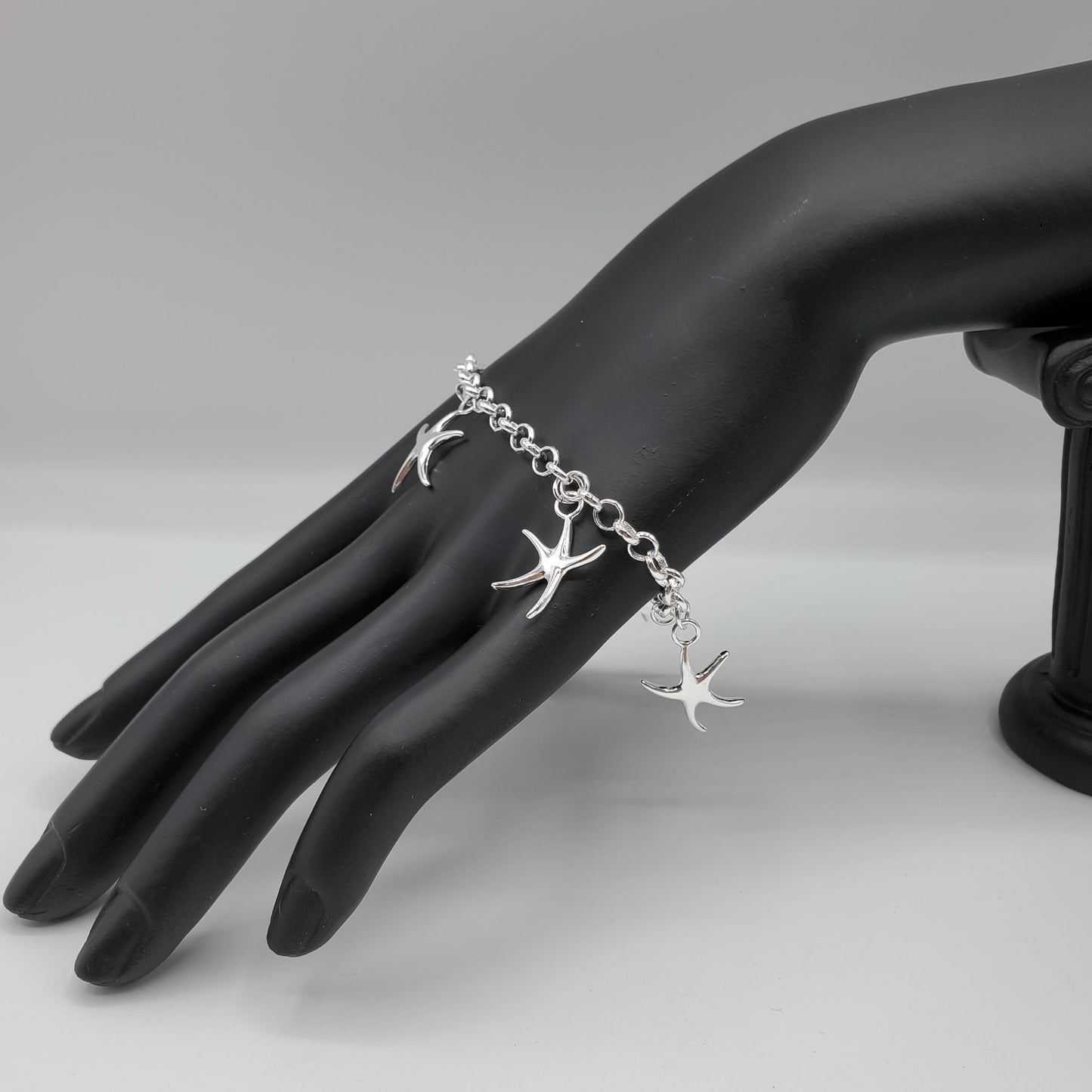 .925 Sterling Silver Starfish Bracelet