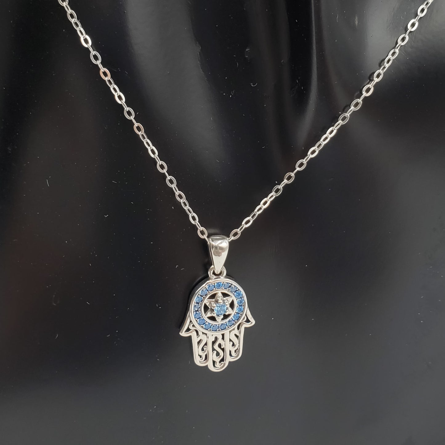 .925 Sterling Silver Fatima's guarding hand necklace