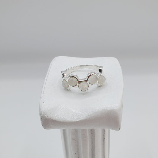 Honeycomb shaped Moonstone stackable ring.