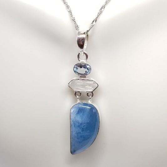 Aquamarine Cabochon Pendant