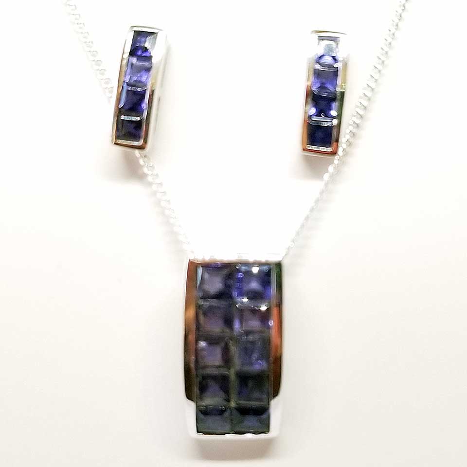 Modern style Amethyst pendant with matching earrings