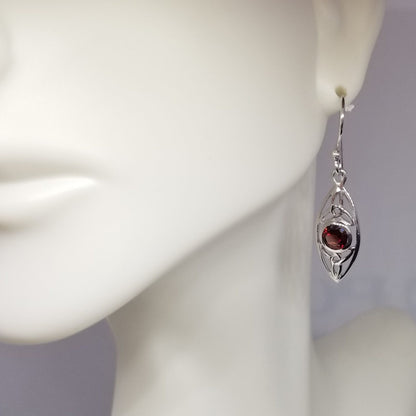 Minimalist Garnet pendant with matching earrings